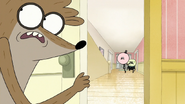 S7E03.097 Rigby Sees Pops and Mr. Maellard Coming