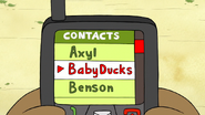 S6E24.140 Baby Ducks on Rigby's Phone