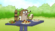 S5E09.068 Rigby in Tants