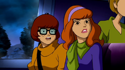 File:SDCC 15 - Daphne and Velma (19964467151).jpg - Wikimedia Commons