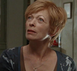 7x05 Frances Fisher