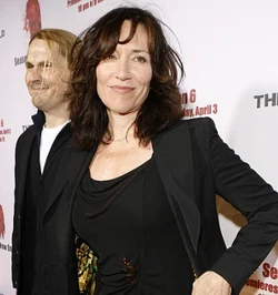 S6 premiere Katey Sagal 2