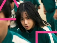 Jun-hee at Red Light, Green Light game. (promotional photo)