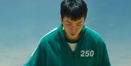 Player 250 thinking Player 324 is pretending to be dead.