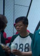 Player 088 taking food before Sugar Hoenycombs