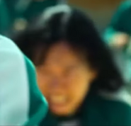 Female Player 326 running behind Il-nam