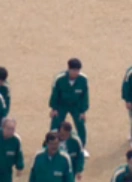 Player 344 standing still after the initial chaos.