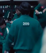 Player 209 searching a place to eat.