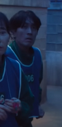 Player 306 confused after Seon-nyeo runs away.