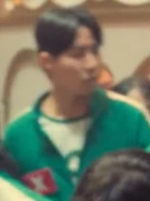 Player 080 as the carousel stops during Mingle round 1.