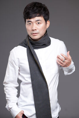 Jung Woo-Hyuk-1972-p1