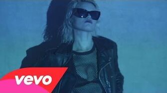 Sky_Ferreira_-_You're_Not_The_One_(Official_Video)