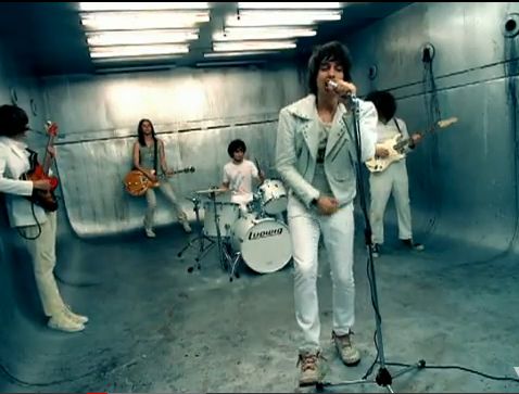 The Strokes: You Only Live Once (Version 2) (2007) - Filmaffinity