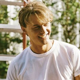 Conrad S3 Portrait