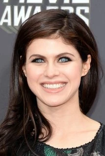 Alexandra Daddario as Lysandra