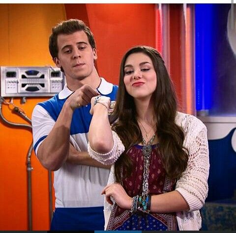 Phoebe and Link, The Thundermans Wiki
