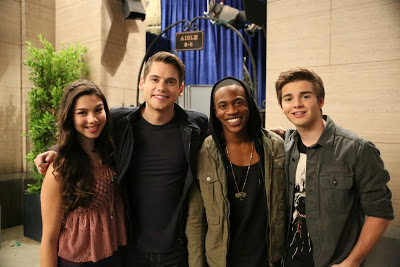 The thundermans  Cute celebrity guys, Max thunderman, Phoebe thunderman