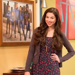 Phoebe Thunderman/Gallery  Phoebe thunderman, Kira kosarin, Dark makeup  looks