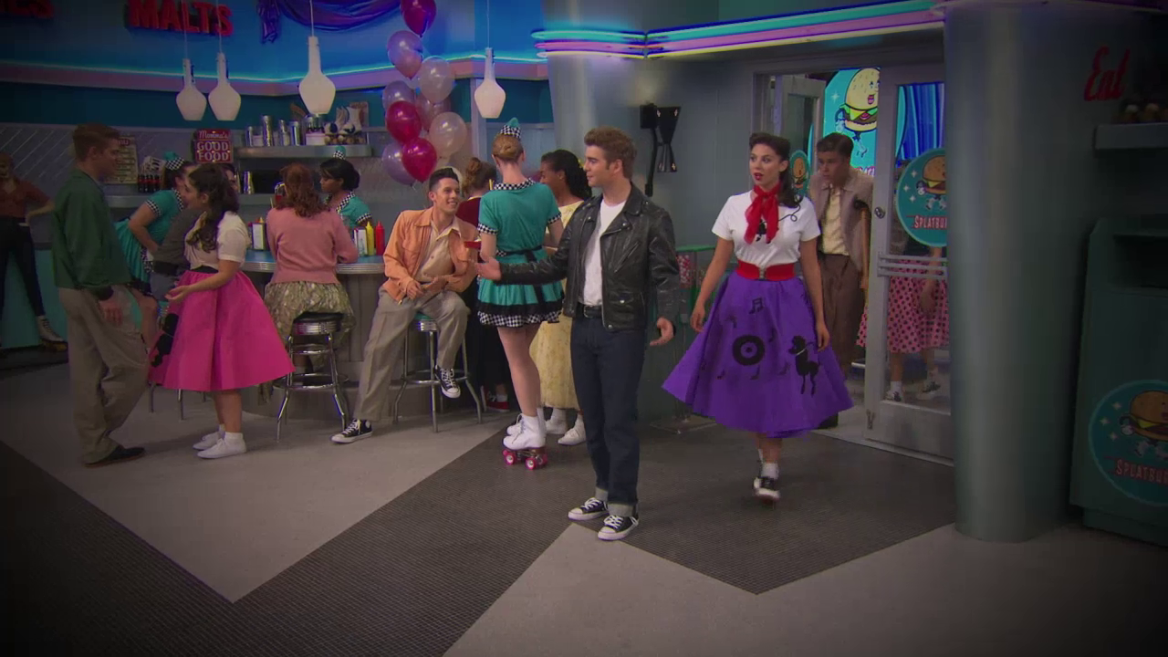 NickALive!: The Thundermans  Phoebe's Greatest Hits Montage
