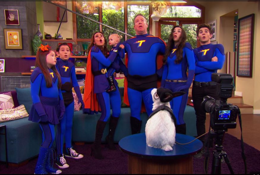 Phoebe Thunderman & Kid Danger to the Rescue