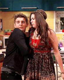 Phoebe and Max-0.gif