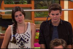 Phoebe and Max worried about their friends