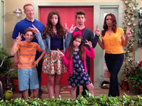 The-thundermans-hanging-out-diego-velazquez-jack-griffo-kira-kosarin-4x3-blog-image-3