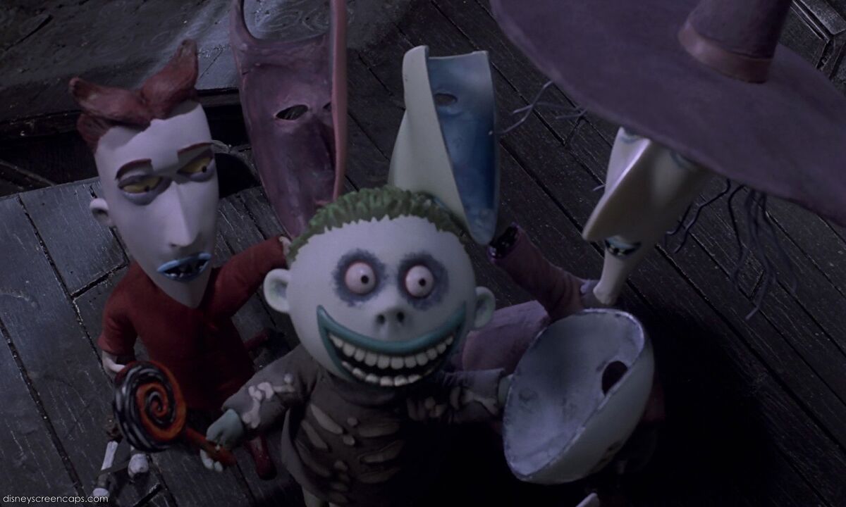 ナイトメアービフォアクリスマス Lock, Shock and Barrel Amazon.com: Diamond Select Toys The Nightmare Before