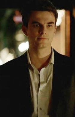 kol mikaelson  Nathaniel buzolic, Vampire diaries guys, Kol mikaelson