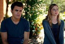 Vampire-diaries-stefan-valerie