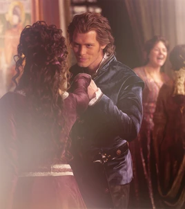Klaus-katerina-katherine-pierce-and-klaus-33236262-500-564