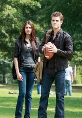 Stefan Elena football