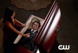 Originals-1x04-daggered