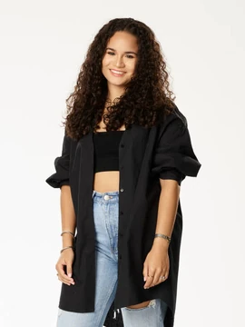 Olivia Reyes 