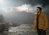 Fear-the-walking-dead-episode-201-gallery-travis-curtis-3-935-640x450.jpg (55 kB)
