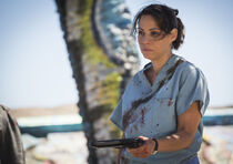 Fear-the-walking-dead-episode-106-liza-rodriguez-935-2