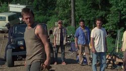 Daryl enterándose que Merle no volvió de Atlanta.