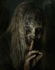 Alpha con su mascara.