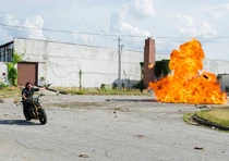 The-walking-dead-episode-801-daryl-reedus-3-935.jpg (238 kB)