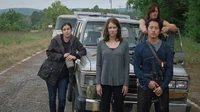 El equipo escuchando el plan de ataque de Rick.