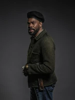 Fear TWD-Season-8-Portrait-Victor-02.jpg (210 kB)