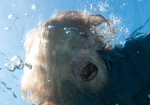 Fear-the-walking-dead-episode-201-gallery-walker-935.jpg (94 kB)