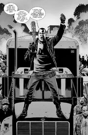 Negan llegando a la Zona Segura de Alexandría para ofrecerle una tregua a Rick.