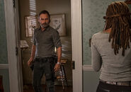 The-walking-dead-episode-814-rick-lincoln-michonne-gurira-935