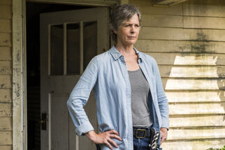 Melissa McBride en el episodio "New Best Friends" de la Temporada 7.