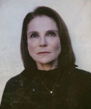 Deanna en su atuendo característico en la Temporada 6.