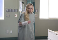 Emily Kinney en el episodio "Slabtown" de la Temporada 5