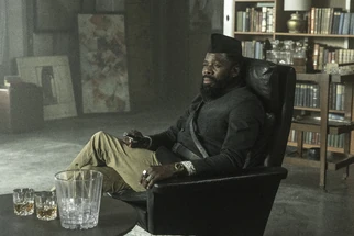 FTWD-607-011.jpg (9,75 MB) Colman Domingo en el episodio "The Portrait" de la Temporada 7