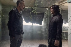 Twd-episode-1016-daryl-reedus-negan-morgan.jpg (792 kB)