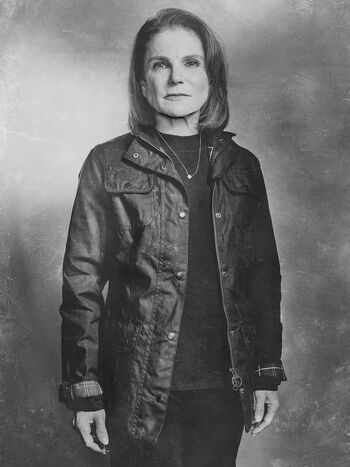 The-walking-dead-season-6-cast-portrait-deanna-feldshuh